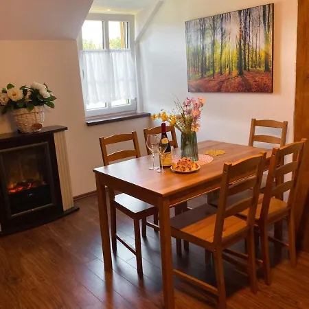 U Dvou Smrků Apartamento *