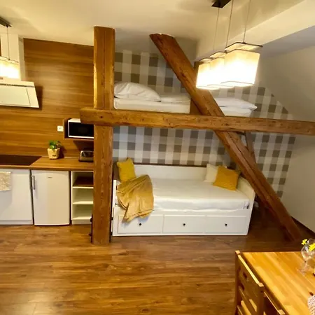 דירה U Dvou Smrku